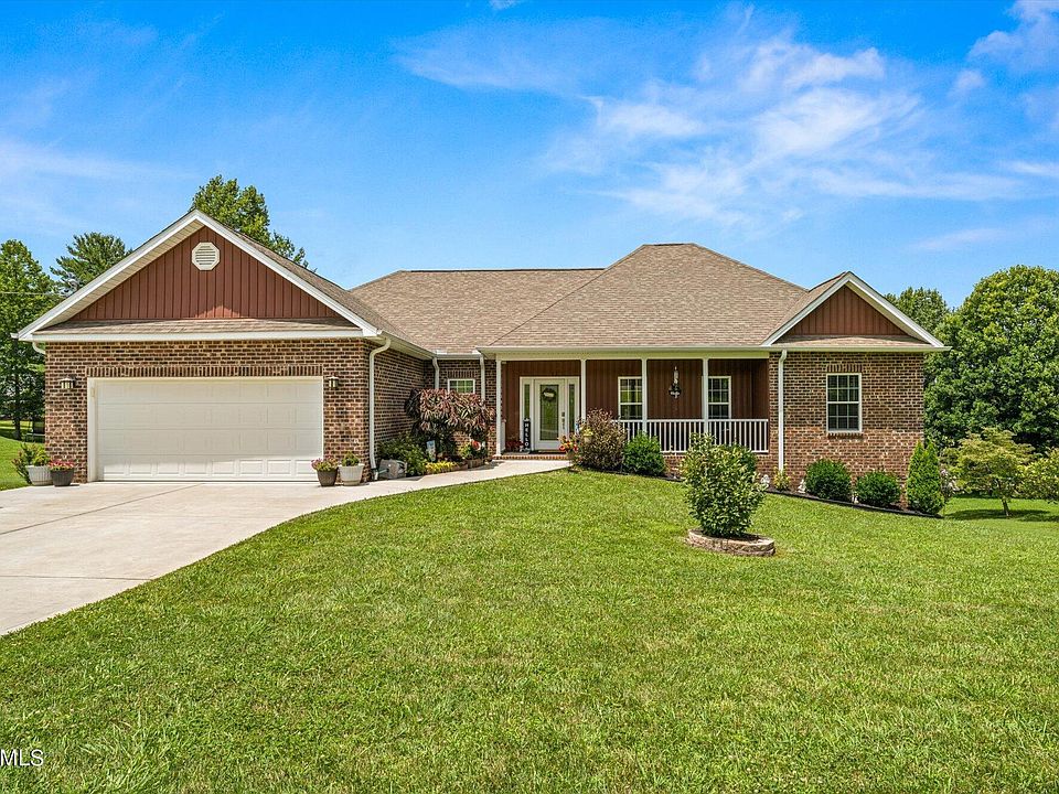 1st image of 817 Thomas Cir