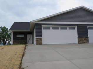 115 Linden Ln, Fox Lake, WI 53933