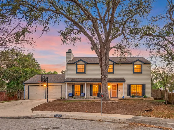 16226 Pinetree, San Antonio, TX 78247