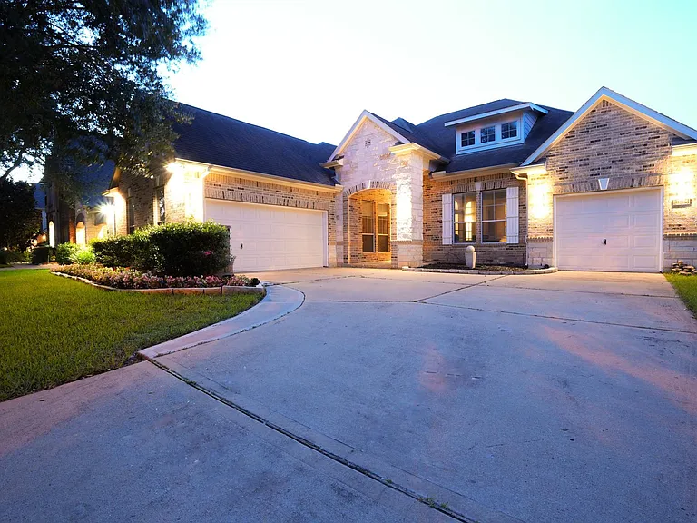 21314 Shawnee Park Dr — Photo 3