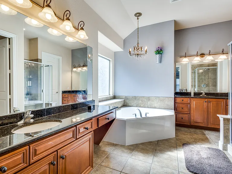 4654 Phillip Dr — Photo 20