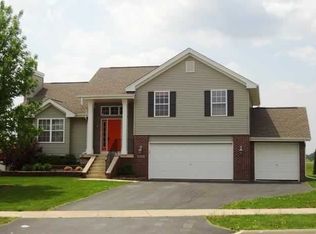2138 Grandchester Pl, Rockford, IL 61107