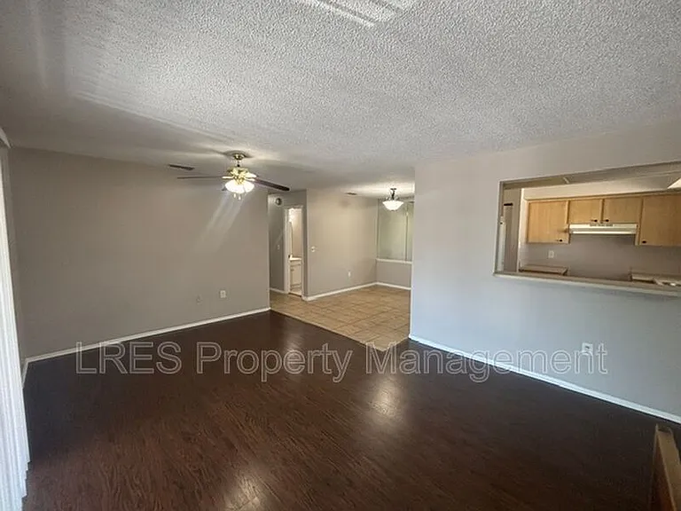 4564 Pheasant Run Dr — Photo 4