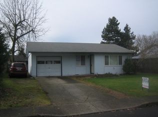 875 N 7th St, Aumsville, OR