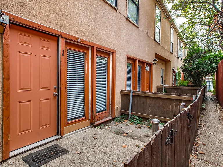 5114 Bryan St — Photo 23