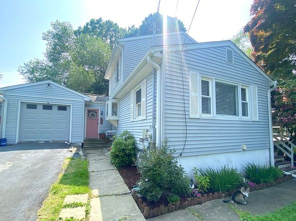 50 Howe St