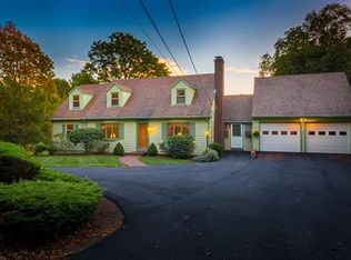 75 High St, Topsfield, MA 01983