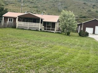 547 Valley Rd, Brewster, WA 98812