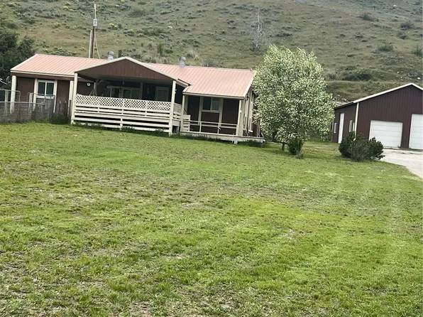 547 Valley Road, Brewster, WA 98812