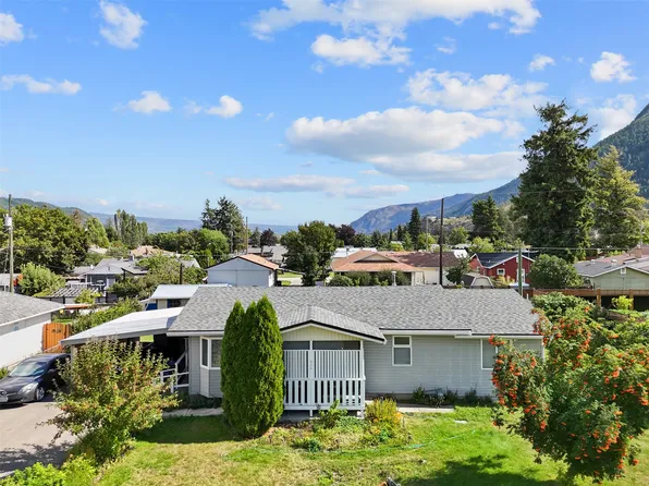 315 Pine St, Chase, BC V0E 1M1