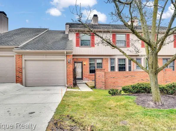 7276 Somerby, West Bloomfield, MI 48322