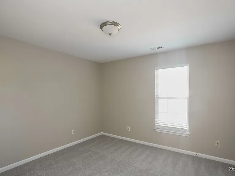 108 Cinebar Rd — Photo 8