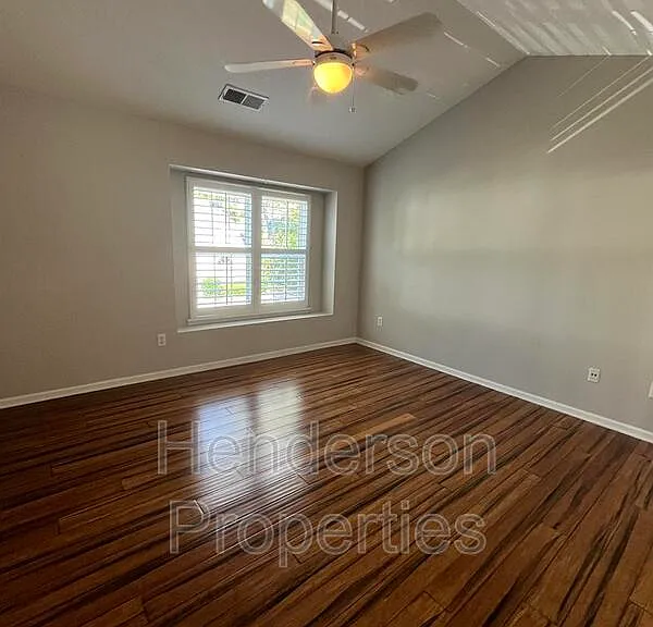9330 Timothy Ct — Photo 12