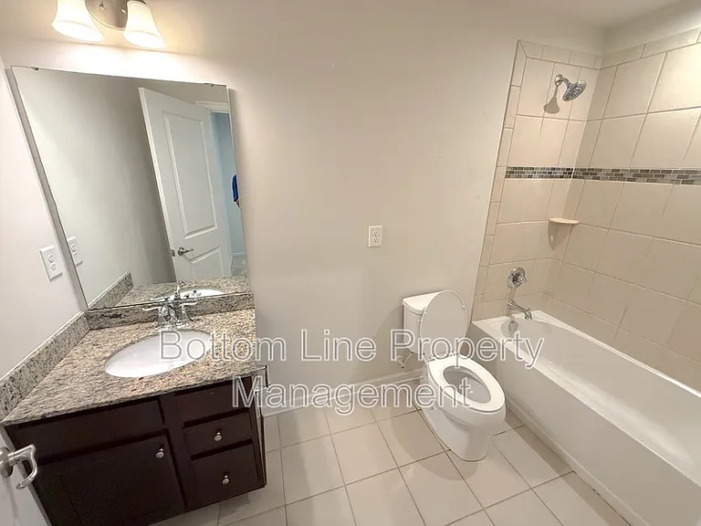 1524 Bailiff Ct SW — Photo 15