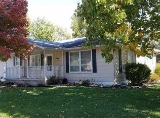 414 S 6th St, Cuba, IL 61427