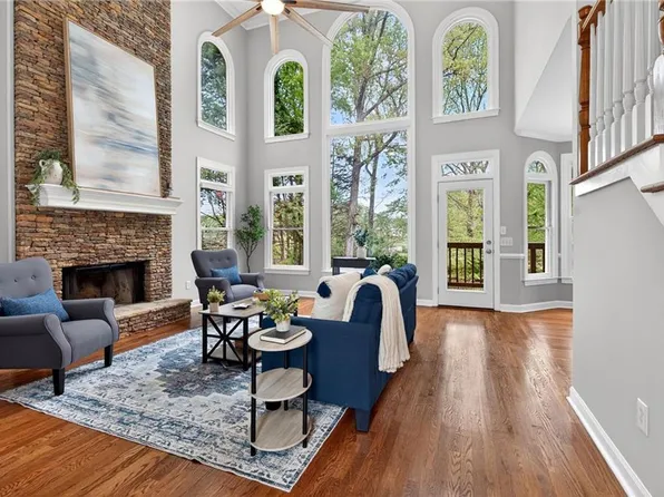 1846 Dorminey Ct, Lawrenceville, GA 30043