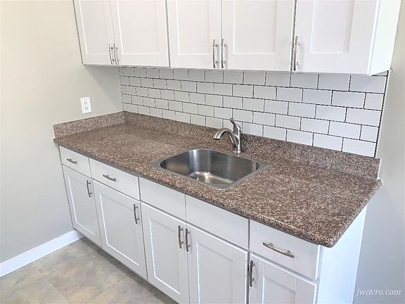 5th image of 96 Toledo Way #304