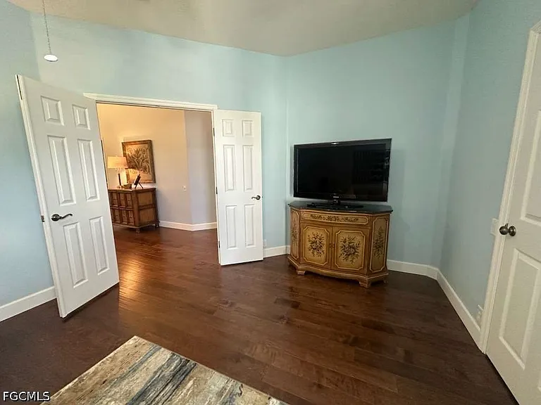 9250 Bayberry Bnd #202 — Photo 31