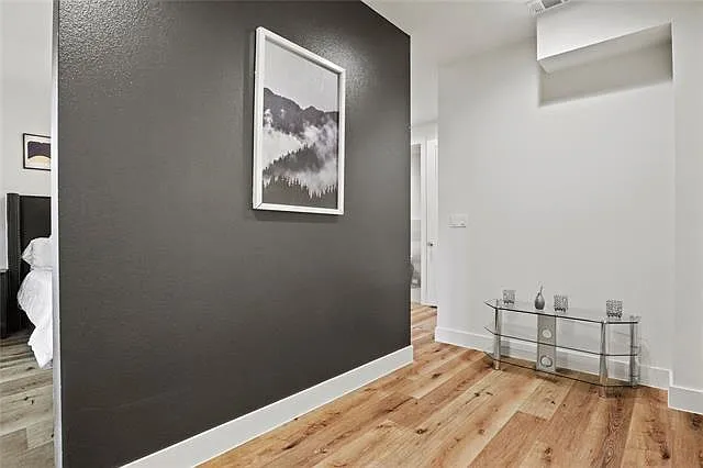 183 S Prairie Ave — Photo 27