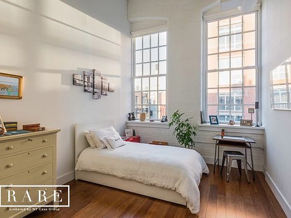 4th image of 220 Water St APT 211