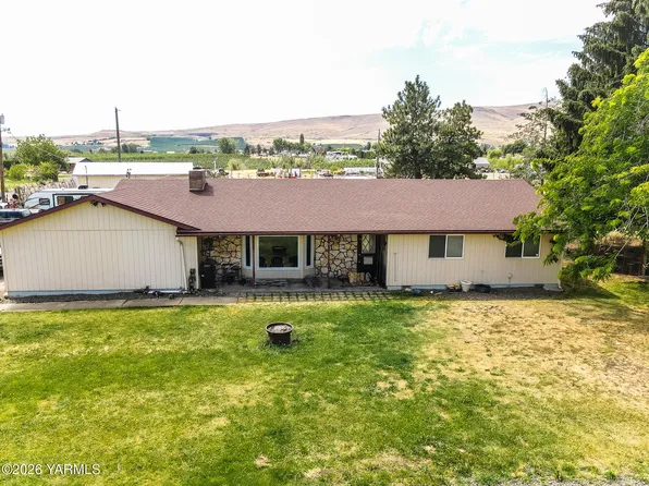 1130 Thompson Rd, Cowiche, WA 98923