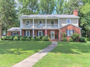 1623 Country Club Rd, Reidsville, NC 27320