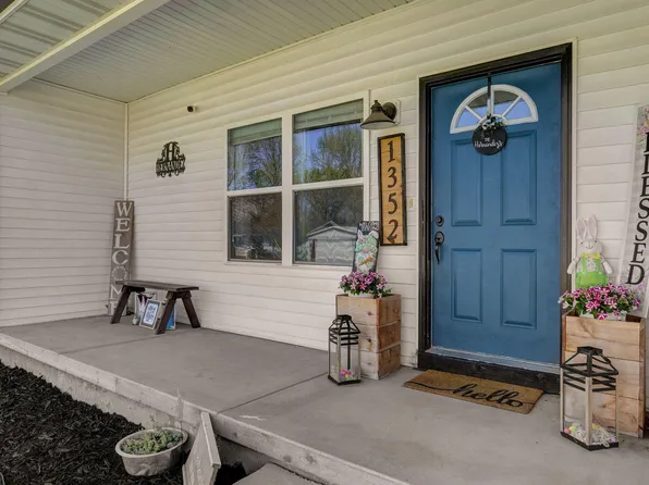 1352 Woodlawn Avenue, Mt Vernon, MO 65712