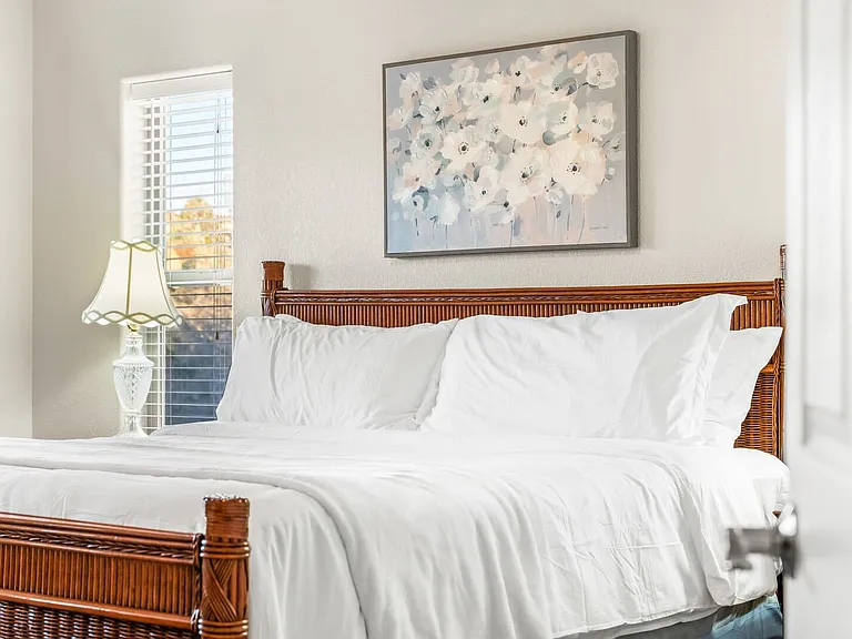 Equinox Dr — Photo 25