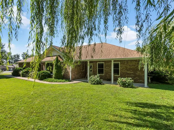 58 Morgan Ln, Scott City, MO 63780