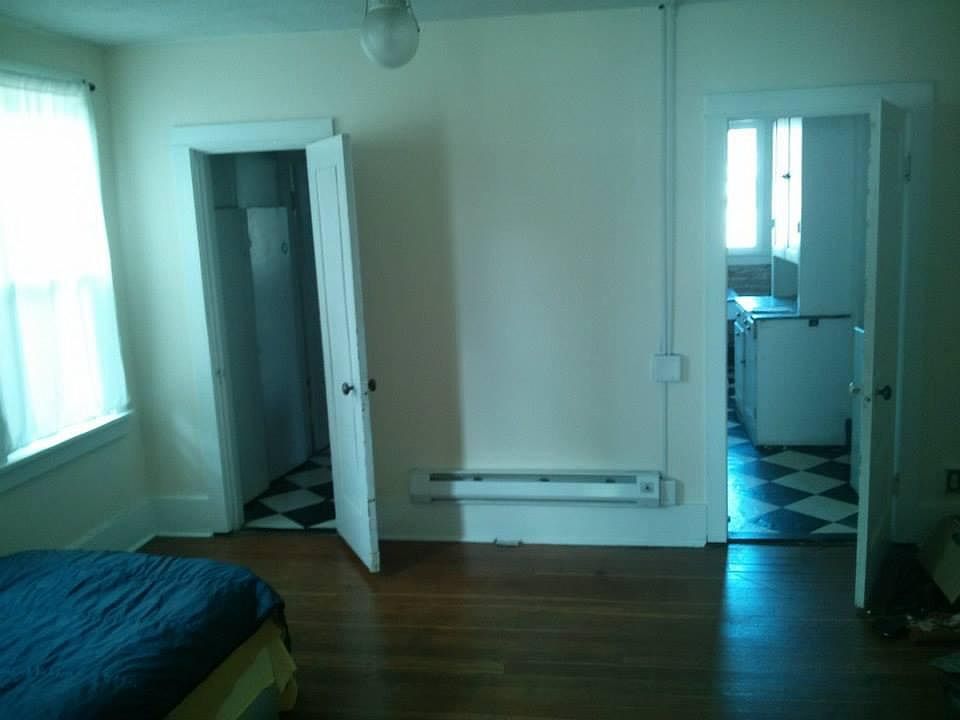 2nd image of 177 E 400 N APT 3