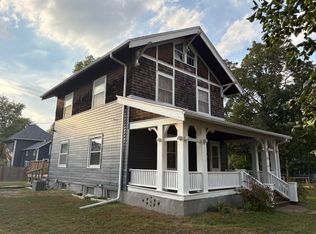 206 N Monroe St, Prairie City, IA 50228