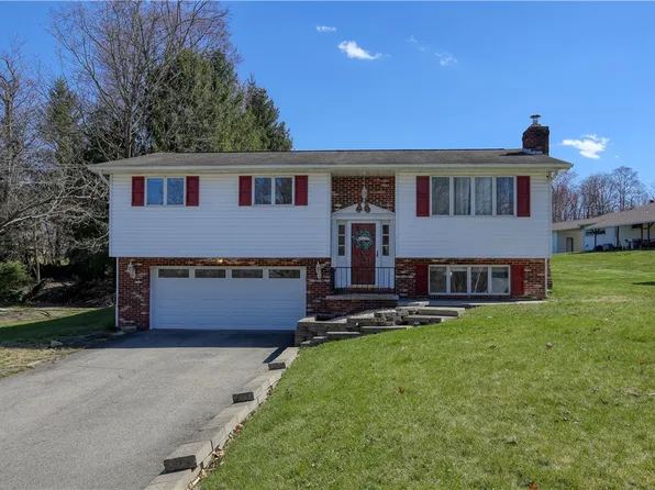 180 Locust Ter, Ellwood City, PA 16117