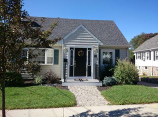 10 Chesbrough Rd, West Roxbury, MA 02132