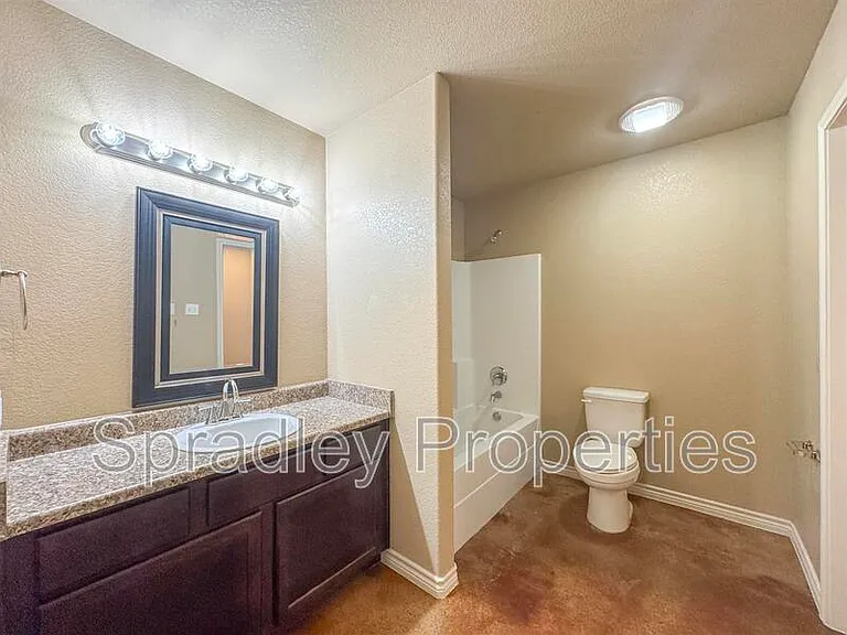 1560 Vani Ct — Photo 8
