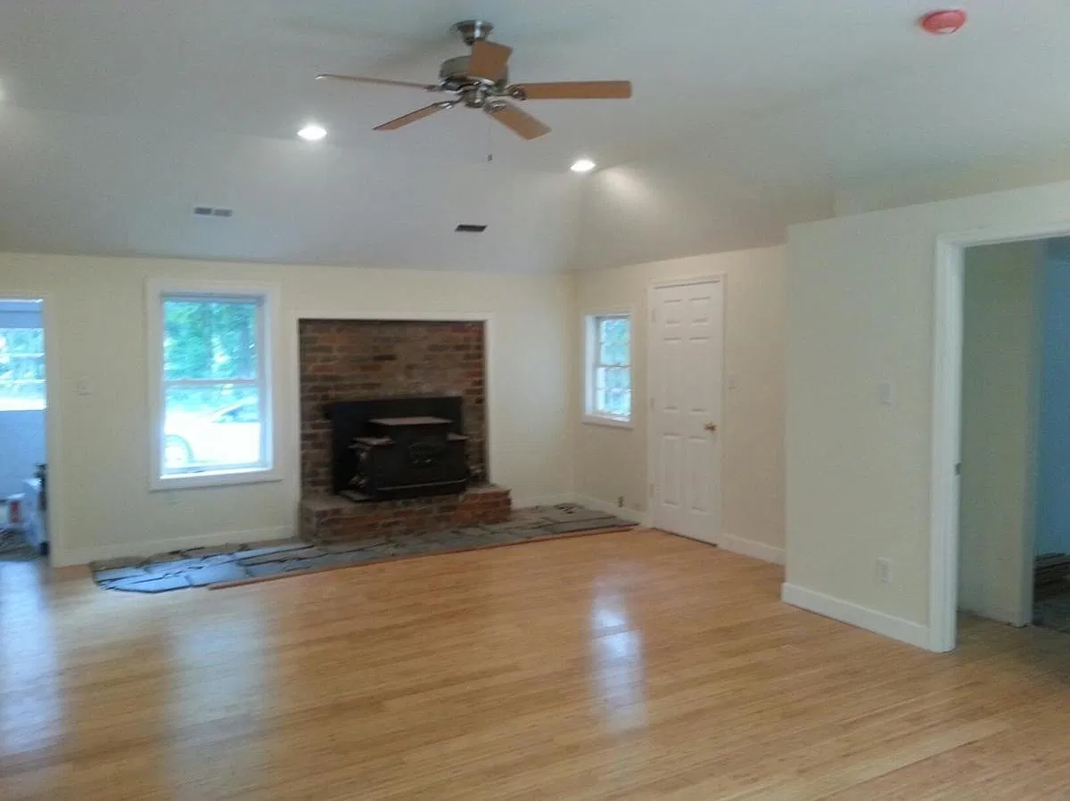 3 bed, 1546 sqft, $2,100 — Photo 2