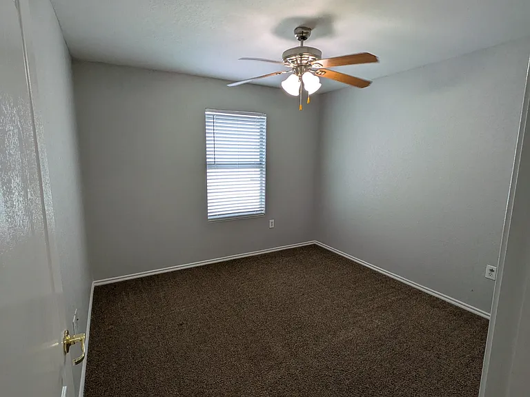 6130 Wisteria Hl — Photo 24