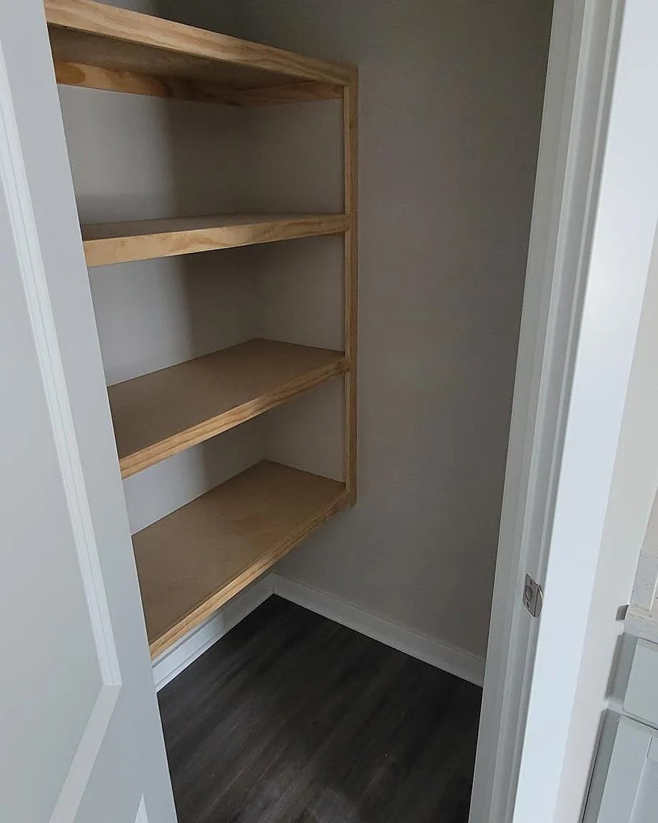 3 bed, 1200 sqft, $1,550 — Photo 3