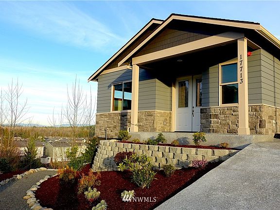 2nd image of 17713 Panorama Blvd E