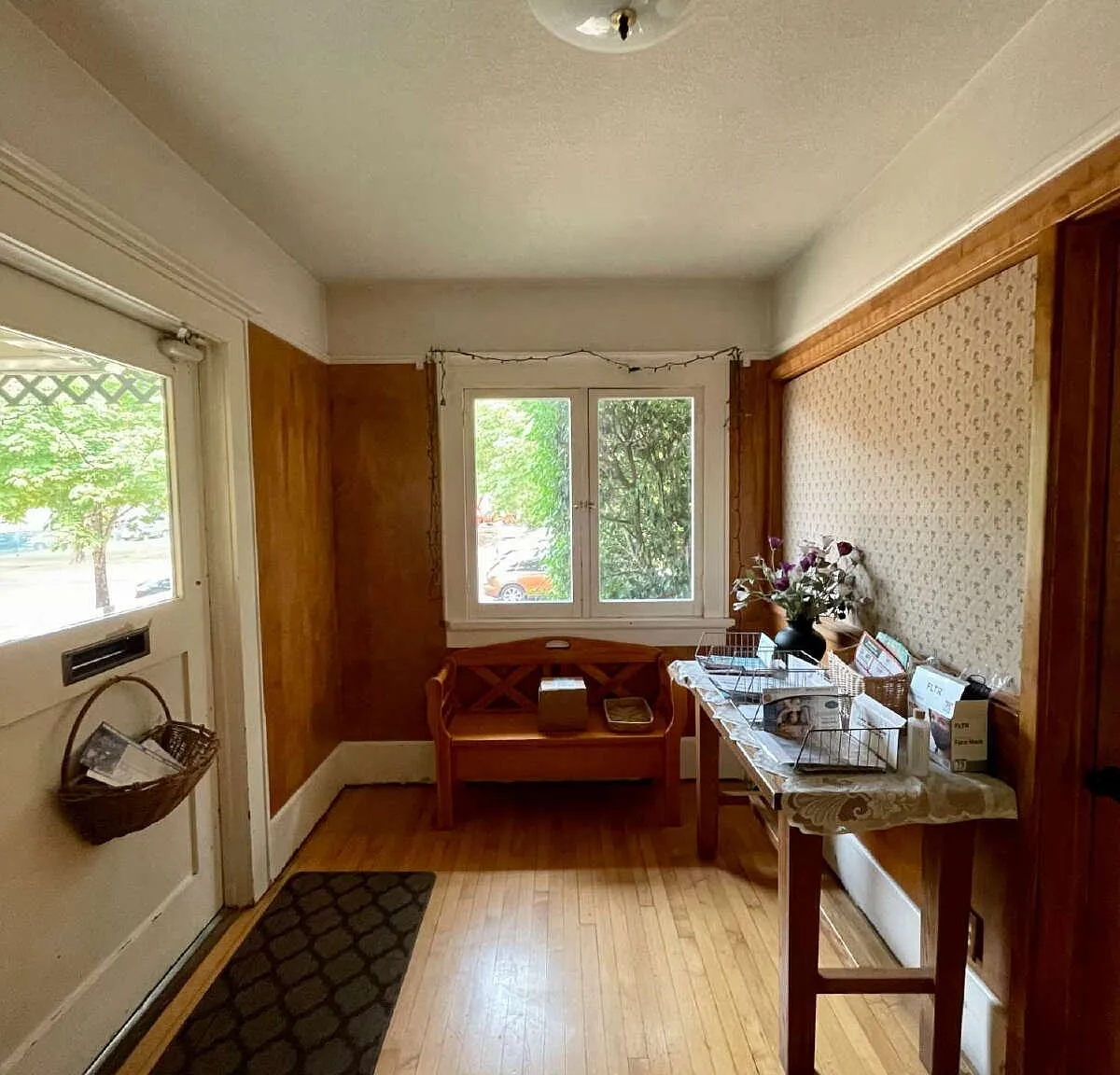 1 bed, 1.0 bath, $700 — Photo 4