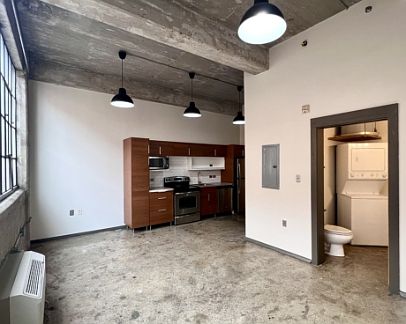 1st image of 200 W Jackson Ave APT 304