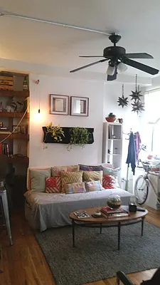 Rented by MCR Realty | media 38