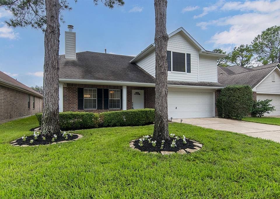 1st image of 20343 Fairfield Park Way