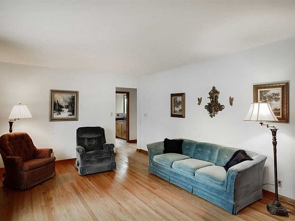 5th image of 11516 15th Street Ct