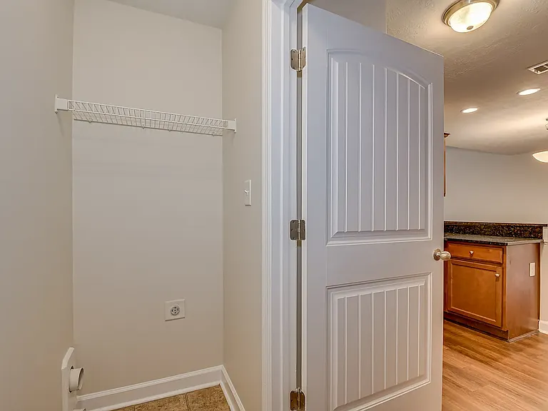 Stonewyck Luxury Townhomes — Photo 13