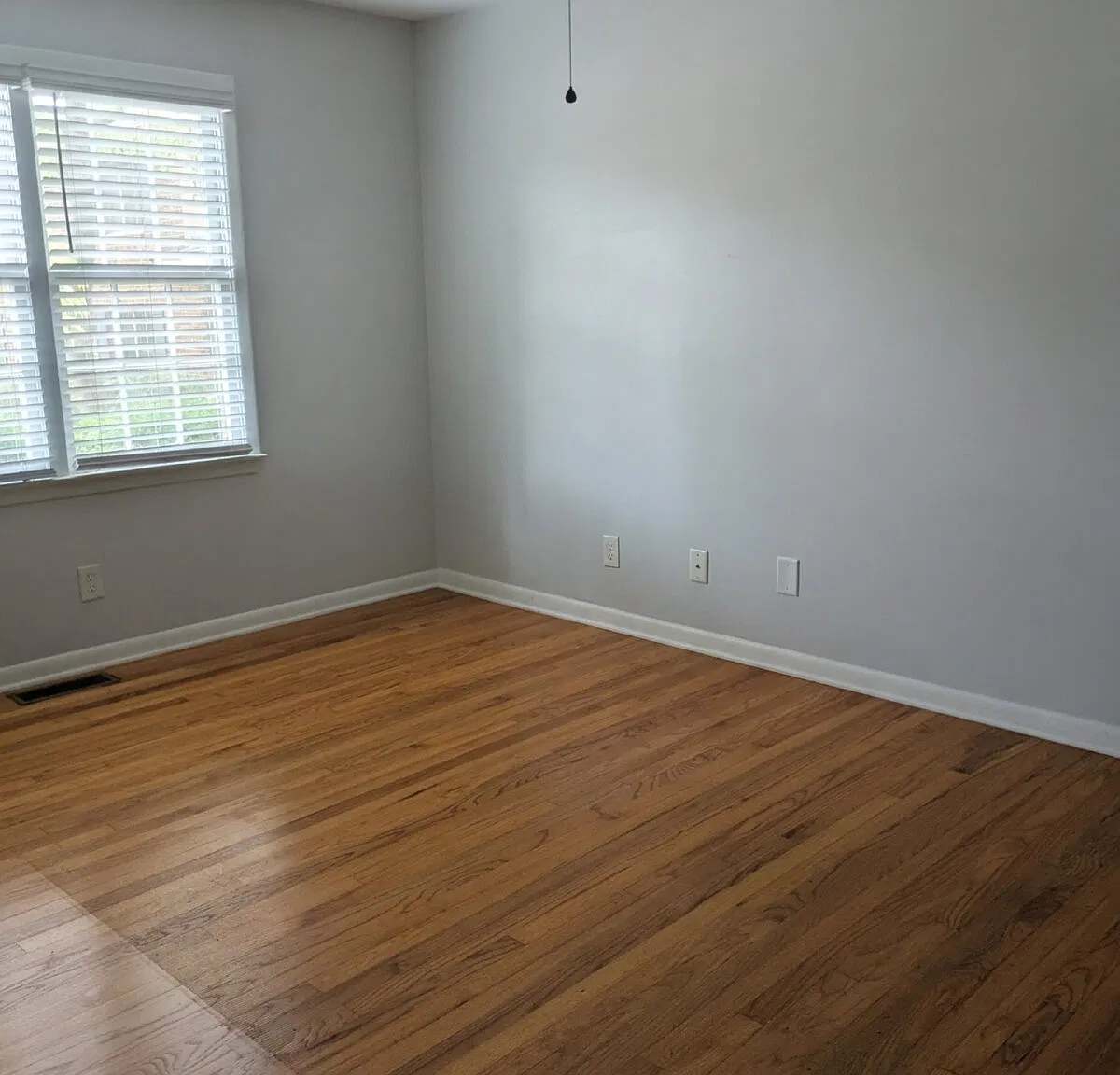 1 bed, 1.0 bath, $1,295 — Photo 4