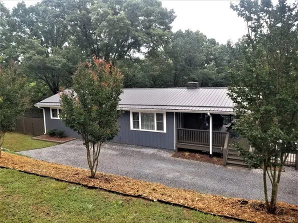 315 11th St, Altavista, VA 24517