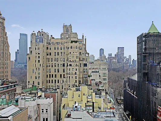 Sold by Sotheby's International Realty | media 3