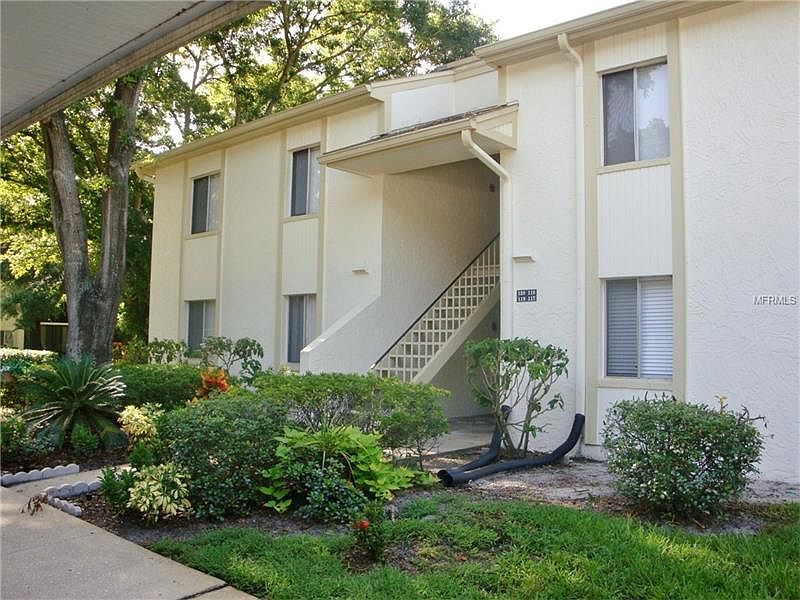 1st image of 104 Pine Ct #104