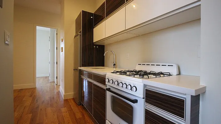 Rented by Nooklyn NYC LLC | media 25