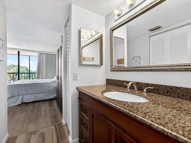 6218 Palma Del Mar Blvd S #405 — Photo 30